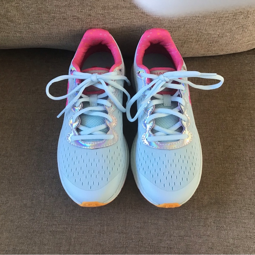 Under Armour trainers
